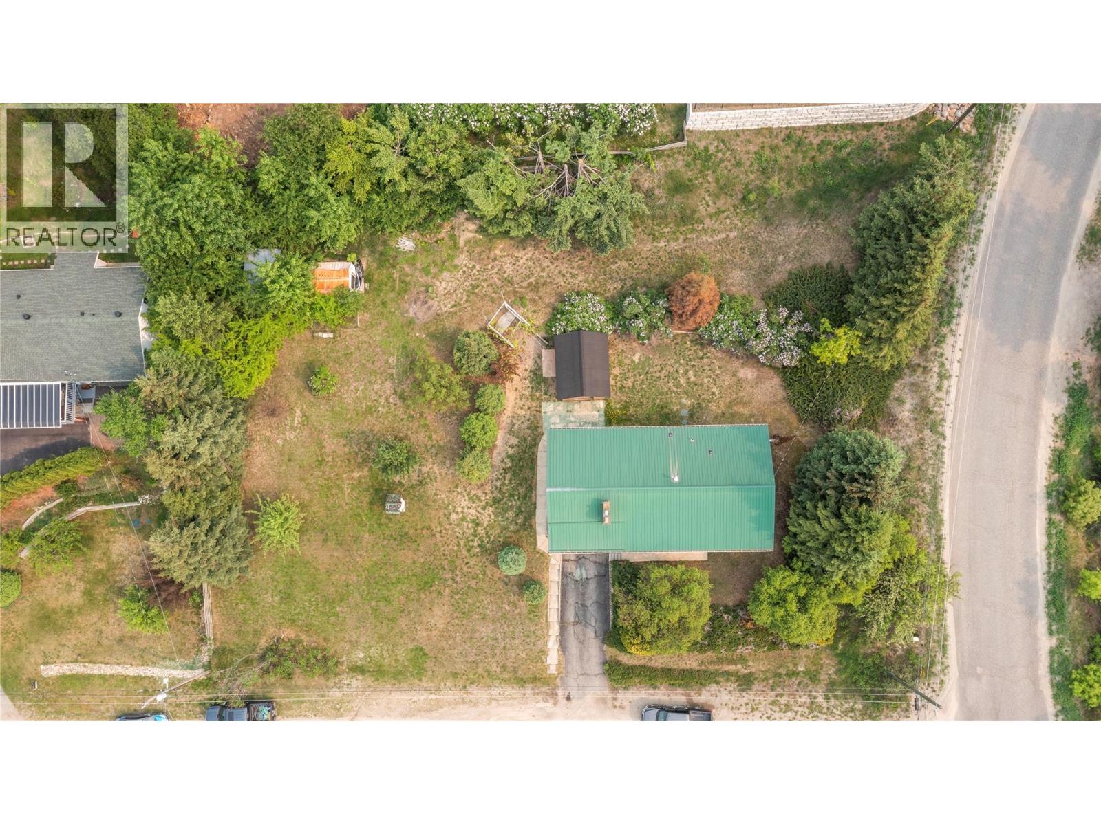 5271 Chasey Road, Celista, British Columbia  V0E 1M6 - Photo 43 - 10382985