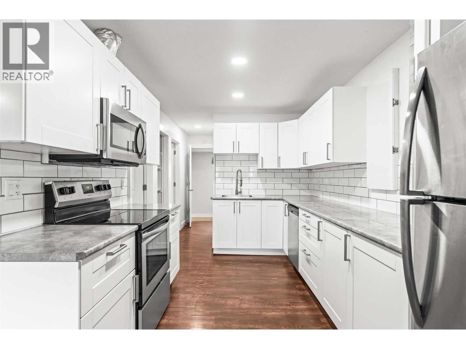 2706 38 Street, Vernon, British Columbia  V1T 6H4 - Photo 13 - 10382905