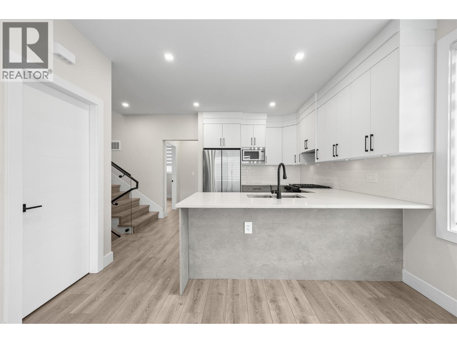 2165 Aberdeen Street, Kelowna, British Columbia  V4B 1Z8 - Photo 9 - 10382766