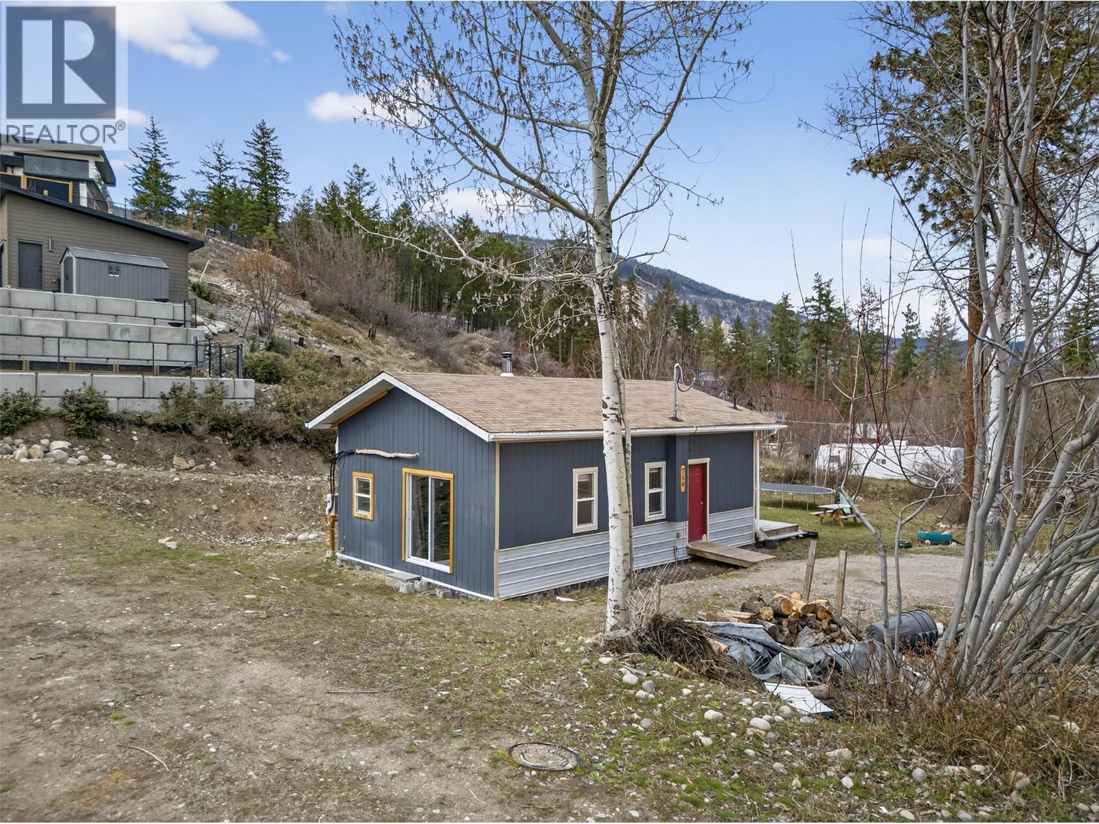 754 Wood Road, Kelowna, British Columbia  V1Z 3V6 - Photo 3 - 10382495