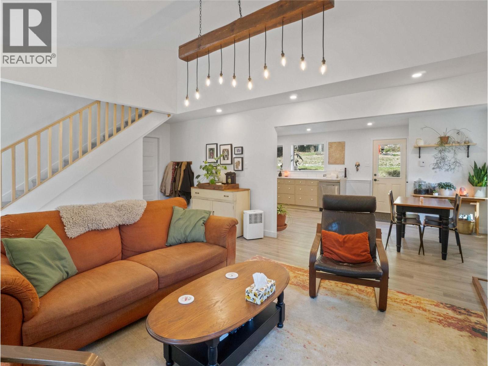 4090 Camille Road, Eagle Bay, British Columbia  V0E 1T0 - Photo 11 - 10382986