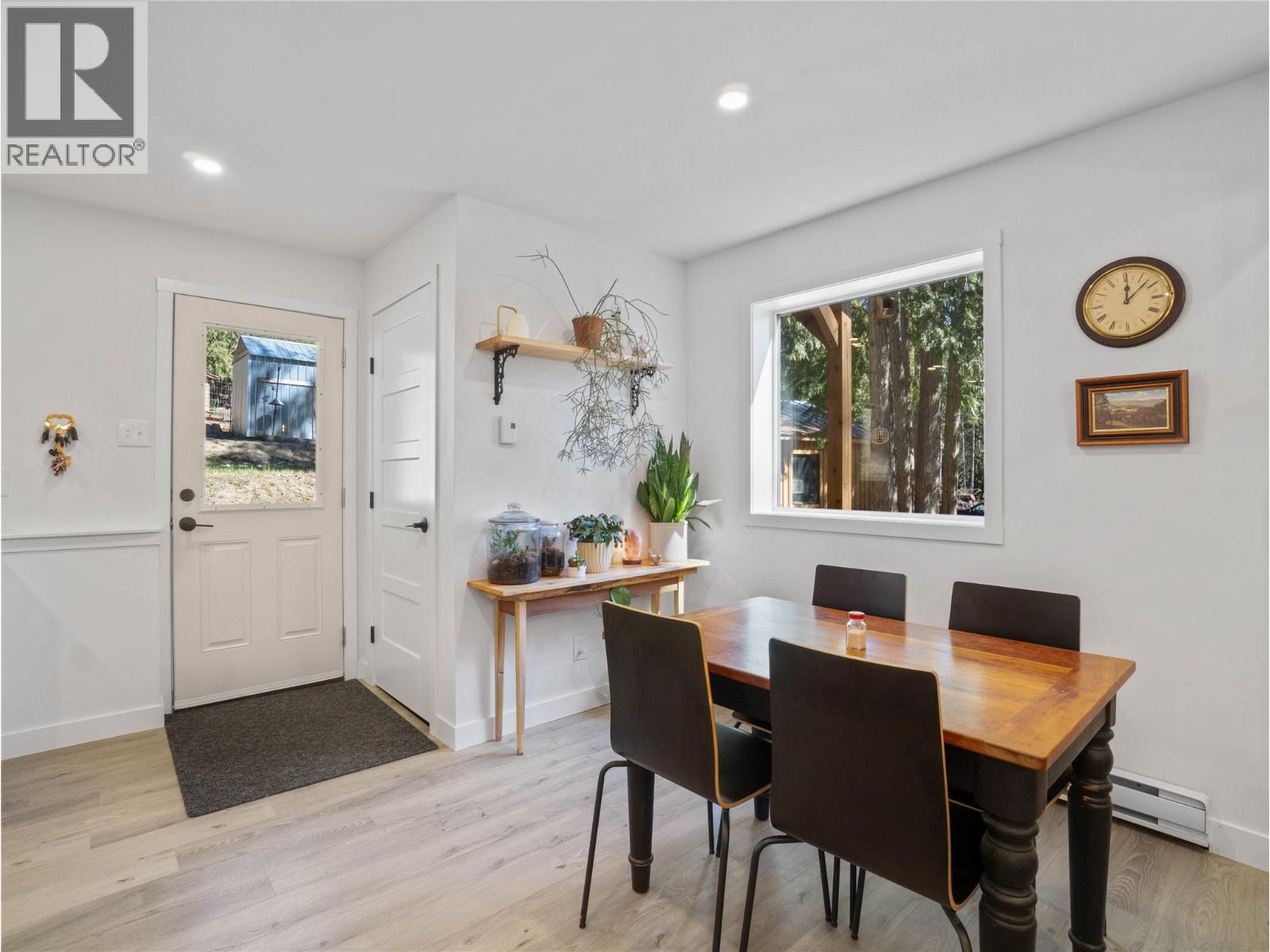 4090 Camille Road, Eagle Bay, British Columbia  V0E 1T0 - Photo 12 - 10382986