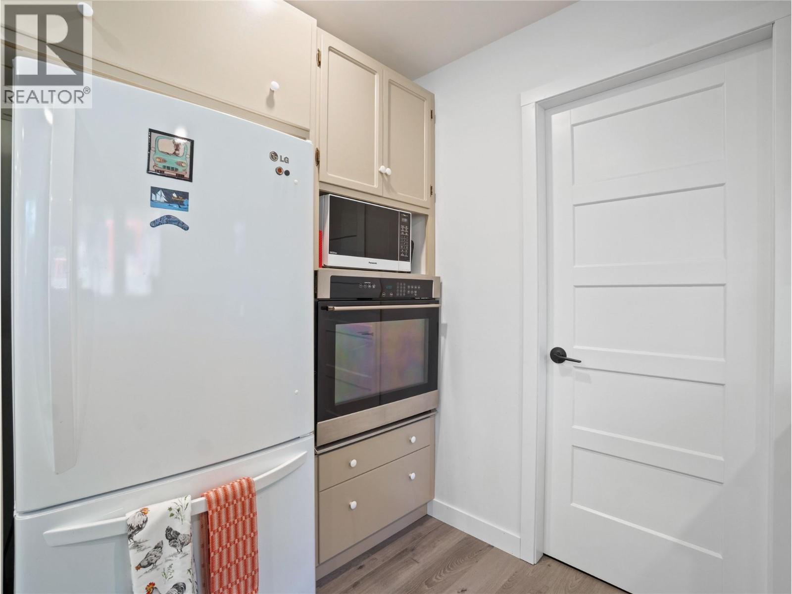 4090 Camille Road, Eagle Bay, British Columbia  V0E 1T0 - Photo 17 - 10382986