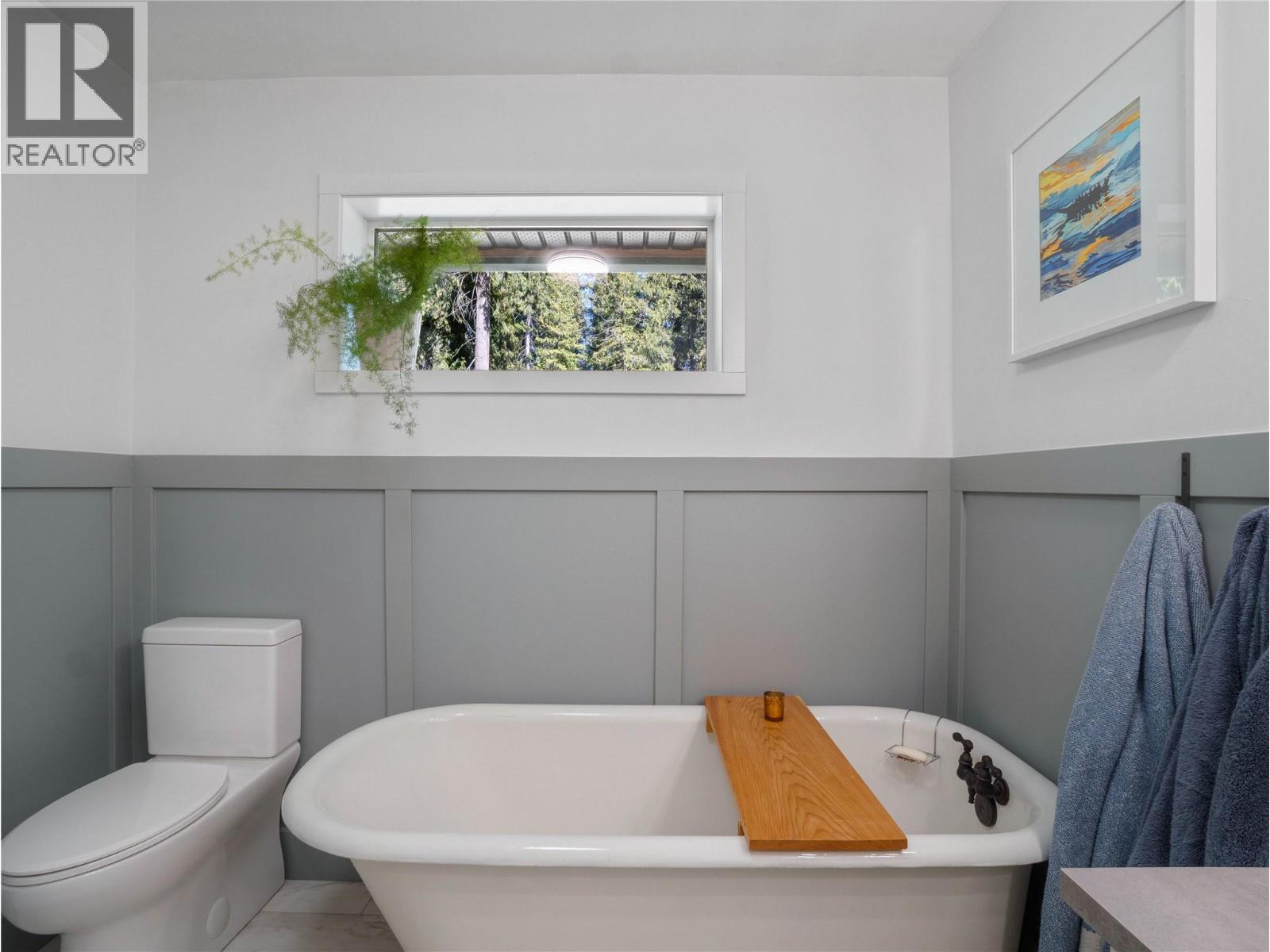 4090 Camille Road, Eagle Bay, British Columbia  V0E 1T0 - Photo 29 - 10382986