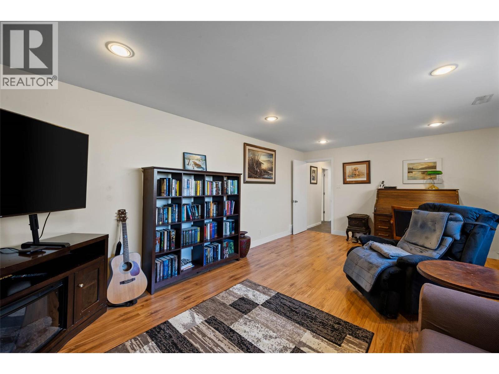 841 Sicamore Drive, Kamloops, British Columbia  V2B 6S1 - Photo 30 - 10382873