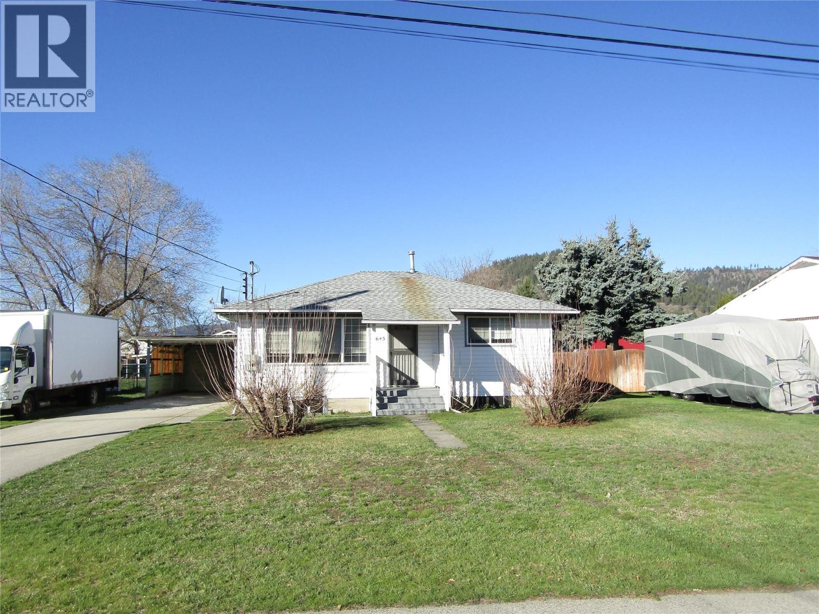 7643 21st Street, Grand Forks, British Columbia  V0H 1H2 - Photo 1 - 10382624