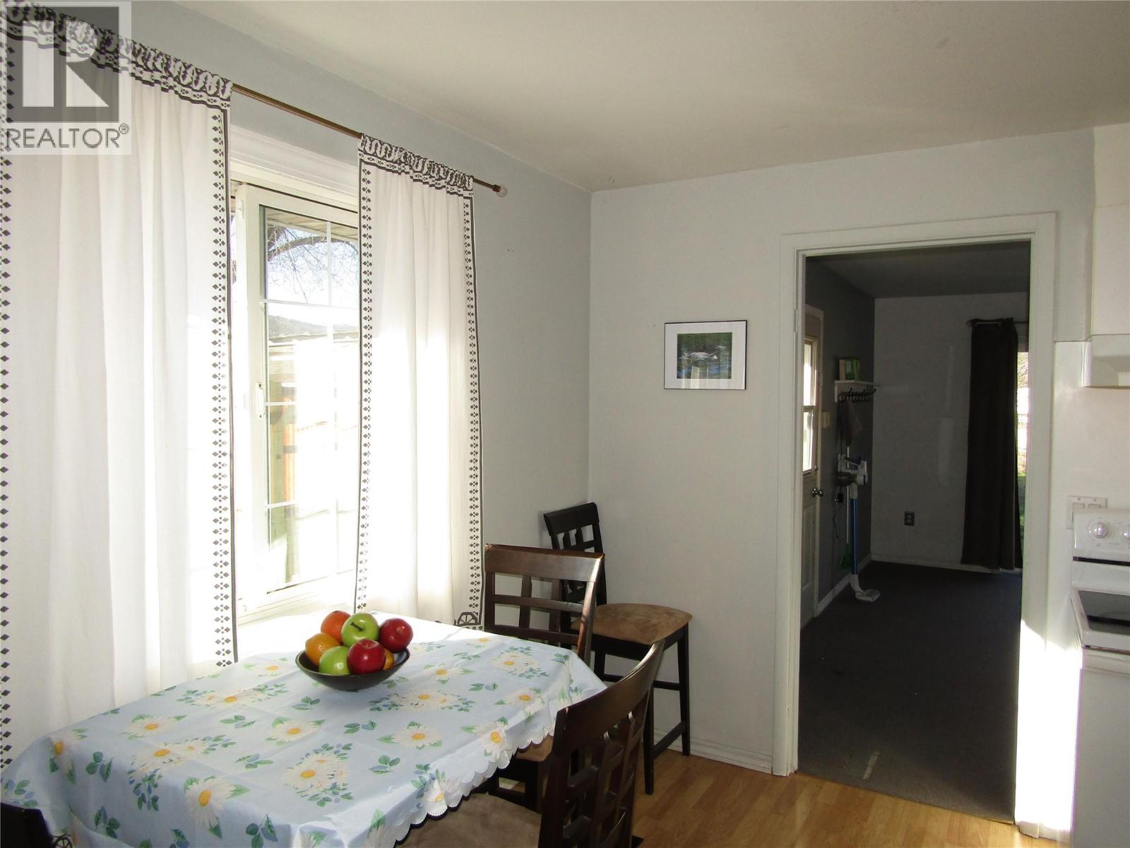 7643 21st Street, Grand Forks, British Columbia  V0H 1H2 - Photo 10 - 10382624