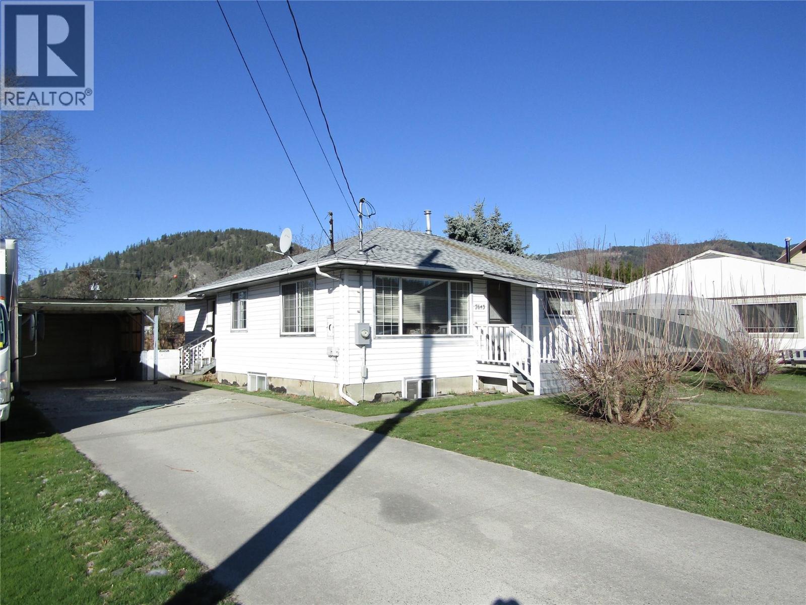 7643 21st Street, Grand Forks, British Columbia  V0H 1H2 - Photo 2 - 10382624