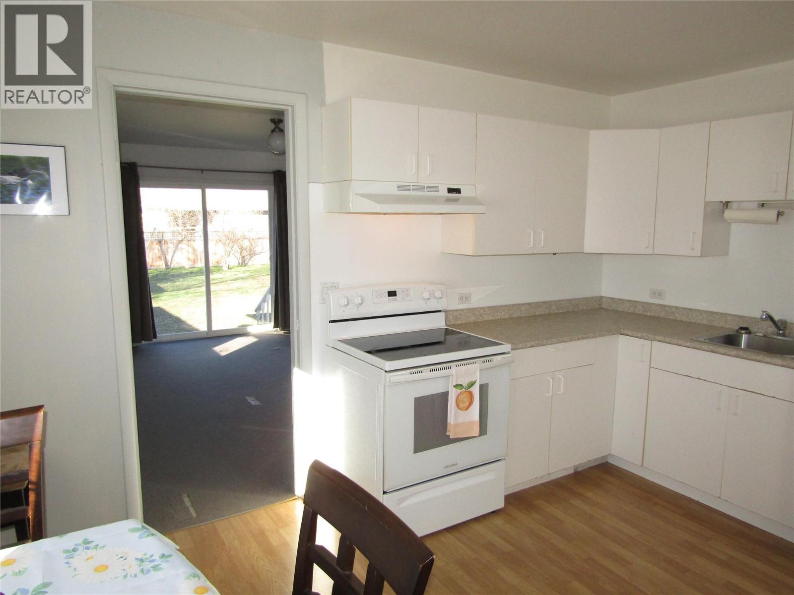 7643 21st Street, Grand Forks, British Columbia  V0H 1H2 - Photo 8 - 10382624