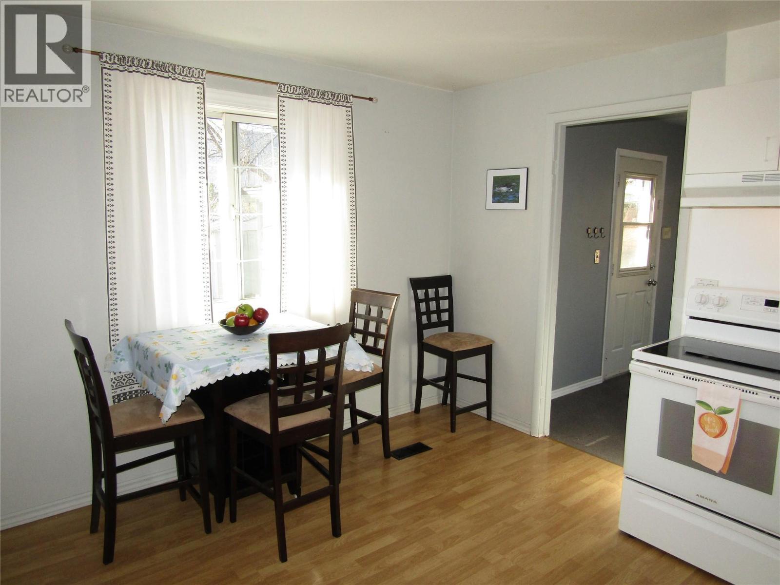 7643 21st Street, Grand Forks, British Columbia  V0H 1H2 - Photo 9 - 10382624