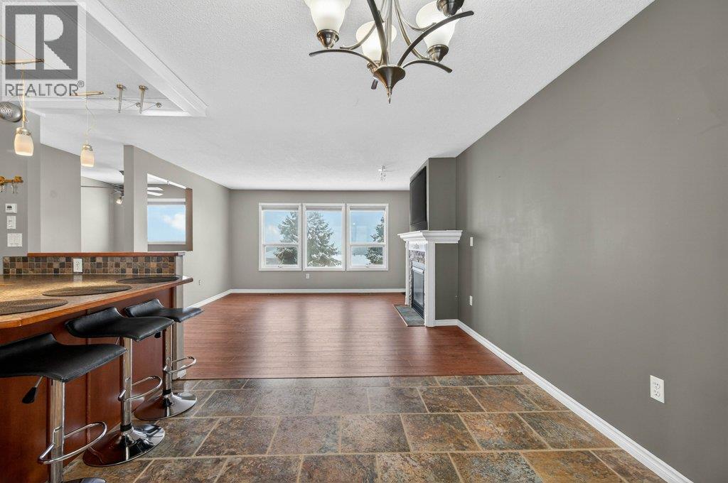 1610 16 Avenue Se, Salmon Arm, British Columbia  V1E 2M7 - Photo 11 - 10382997