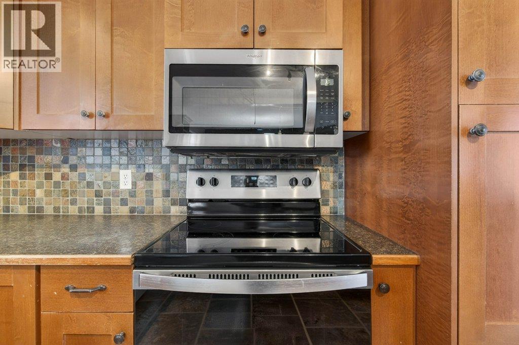 1610 16 Avenue Se, Salmon Arm, British Columbia  V1E 2M7 - Photo 17 - 10382997