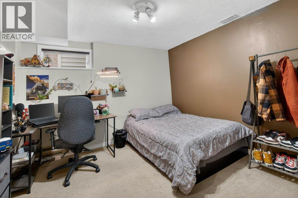 1610 16 Avenue Se, Salmon Arm, British Columbia  V1E 2M7 - Photo 35 - 10382997