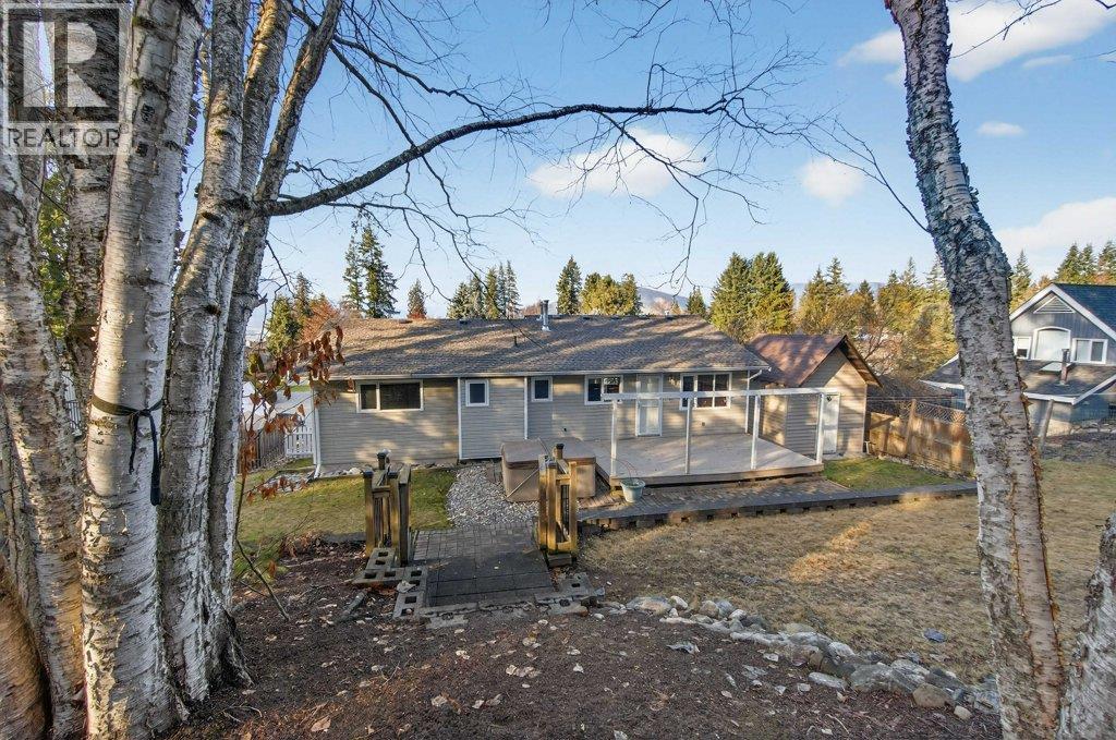 1610 16 Avenue Se, Salmon Arm, British Columbia  V1E 2M7 - Photo 43 - 10382997