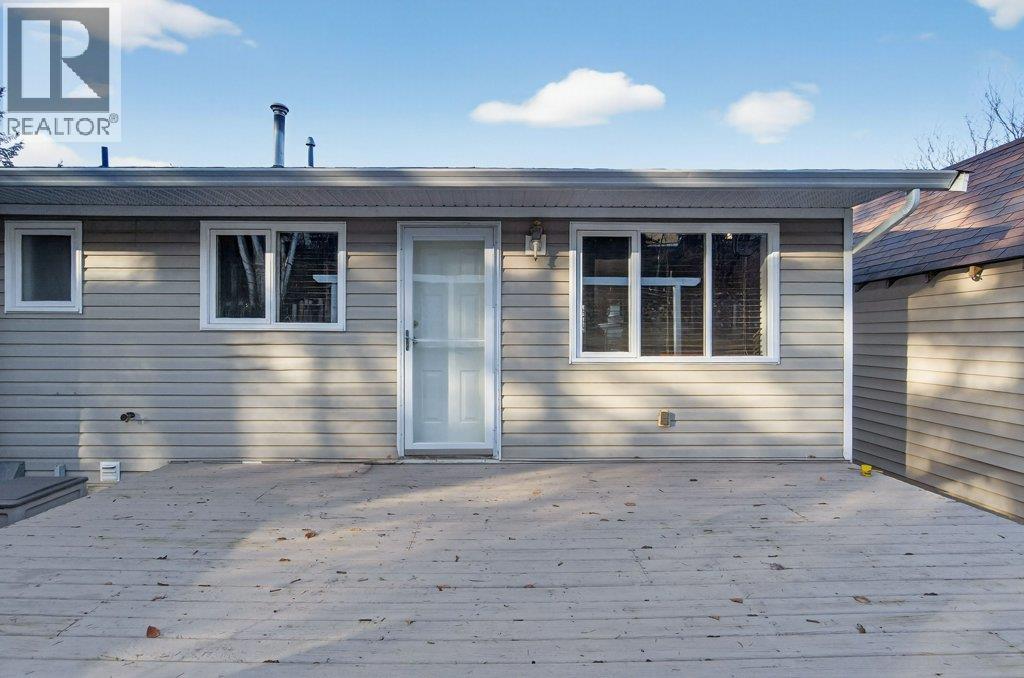 1610 16 Avenue Se, Salmon Arm, British Columbia  V1E 2M7 - Photo 49 - 10382997