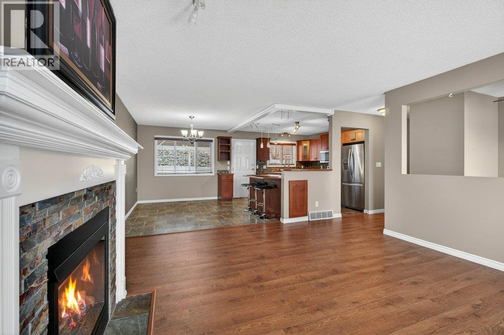 1610 16 Avenue Se, Salmon Arm, British Columbia  V1E 2M7 - Photo 9 - 10382997