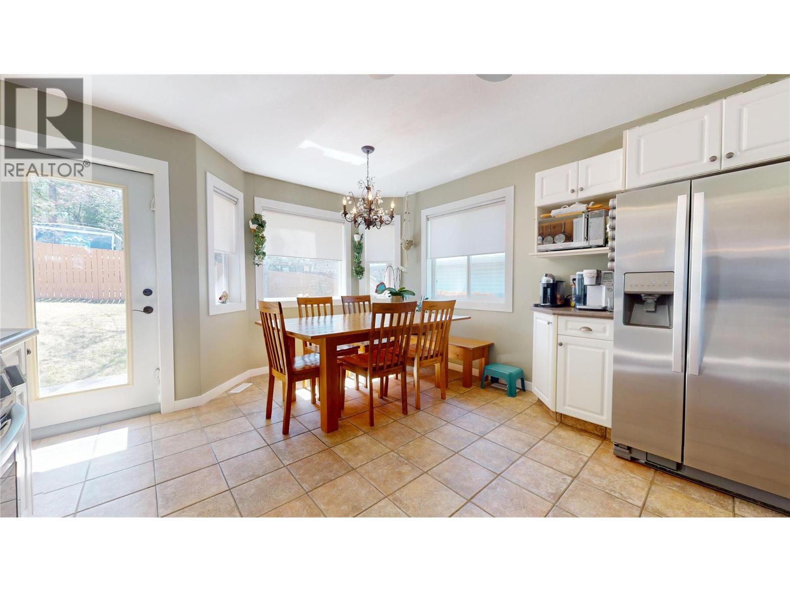 1425 16th Street S, Cranbrook, British Columbia  V1C 6R5 - Photo 10 - 10381678