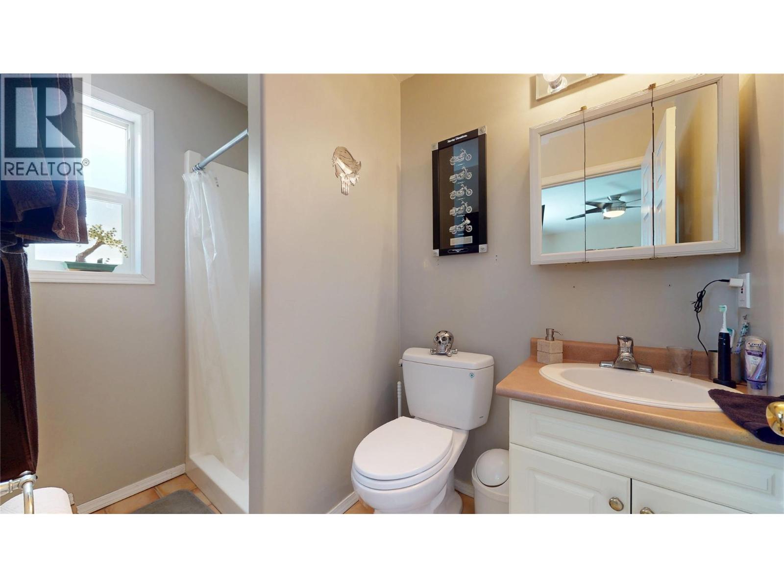 1425 16th Street S, Cranbrook, British Columbia  V1C 6R5 - Photo 15 - 10381678