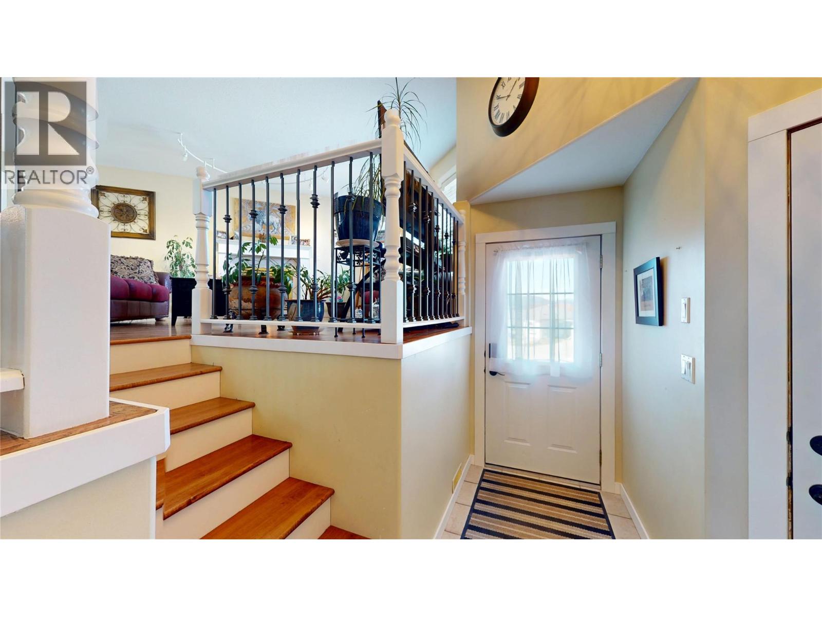 1425 16th Street S, Cranbrook, British Columbia  V1C 6R5 - Photo 3 - 10381678