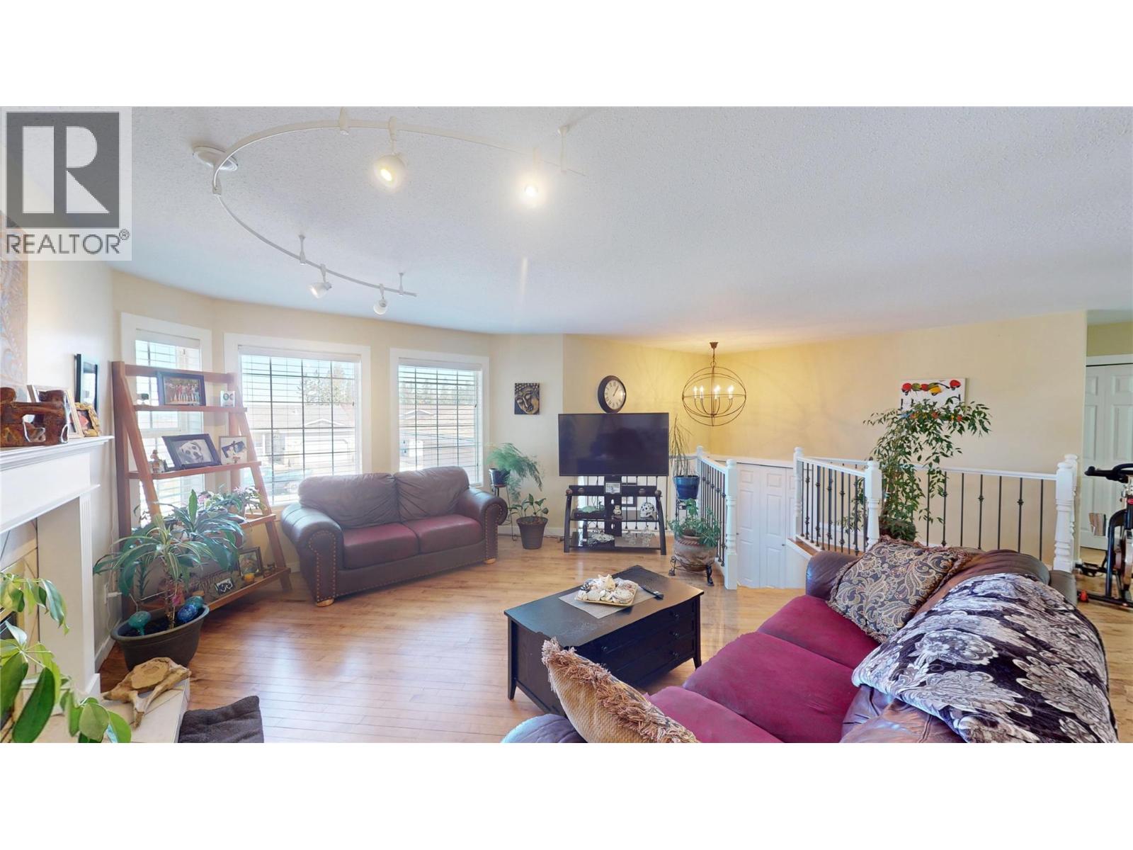 1425 16th Street S, Cranbrook, British Columbia  V1C 6R5 - Photo 6 - 10381678