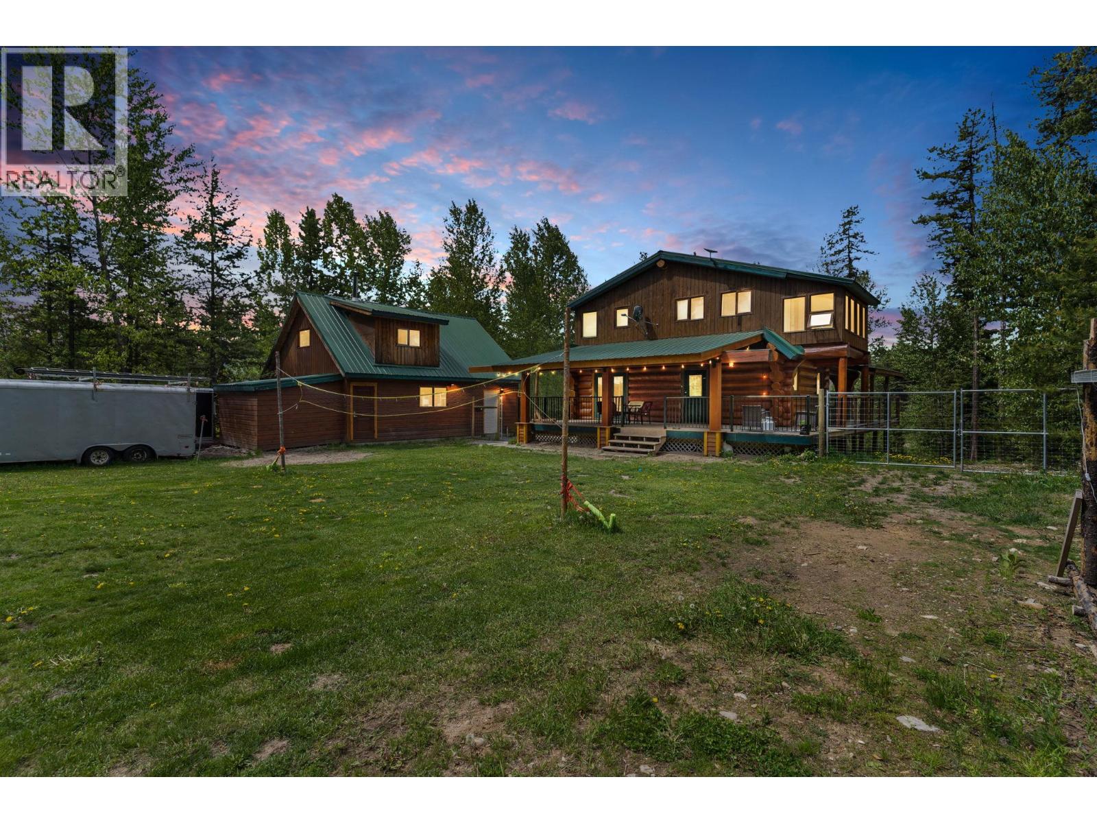 9360 Sunrise Place, Idabel Lake, British Columbia  V1P 1P4 - Photo 1 - 10382998