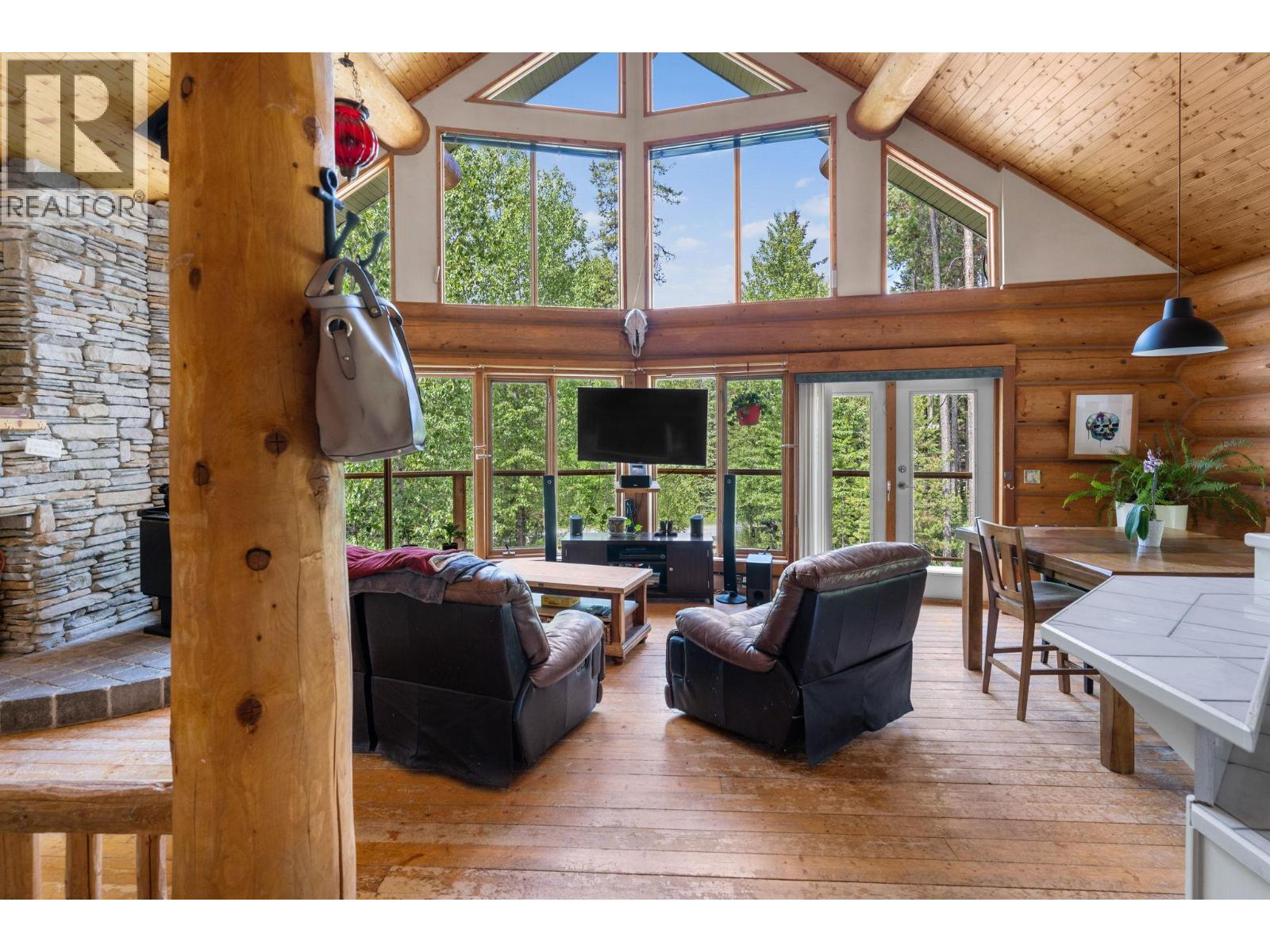 9360 Sunrise Place, Idabel Lake, British Columbia  V1P 1P4 - Photo 17 - 10382998