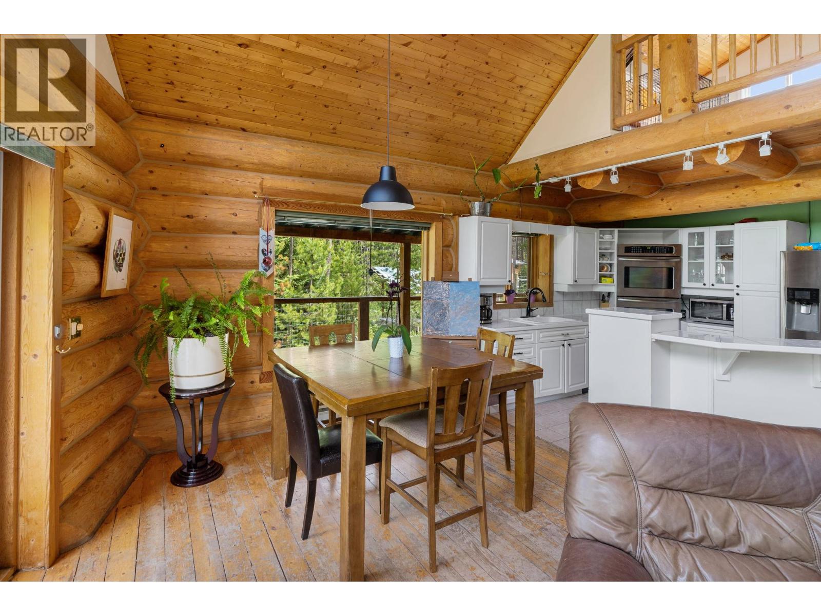 9360 Sunrise Place, Idabel Lake, British Columbia  V1P 1P4 - Photo 20 - 10382998