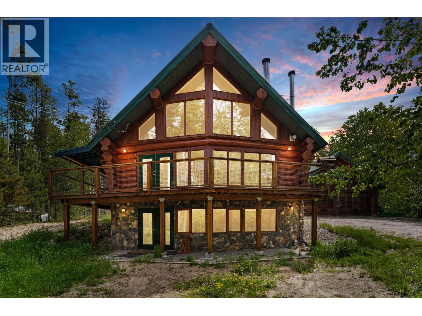 9360 Sunrise Place, Idabel Lake, British Columbia  V1P 1P4 - Photo 3 - 10382998