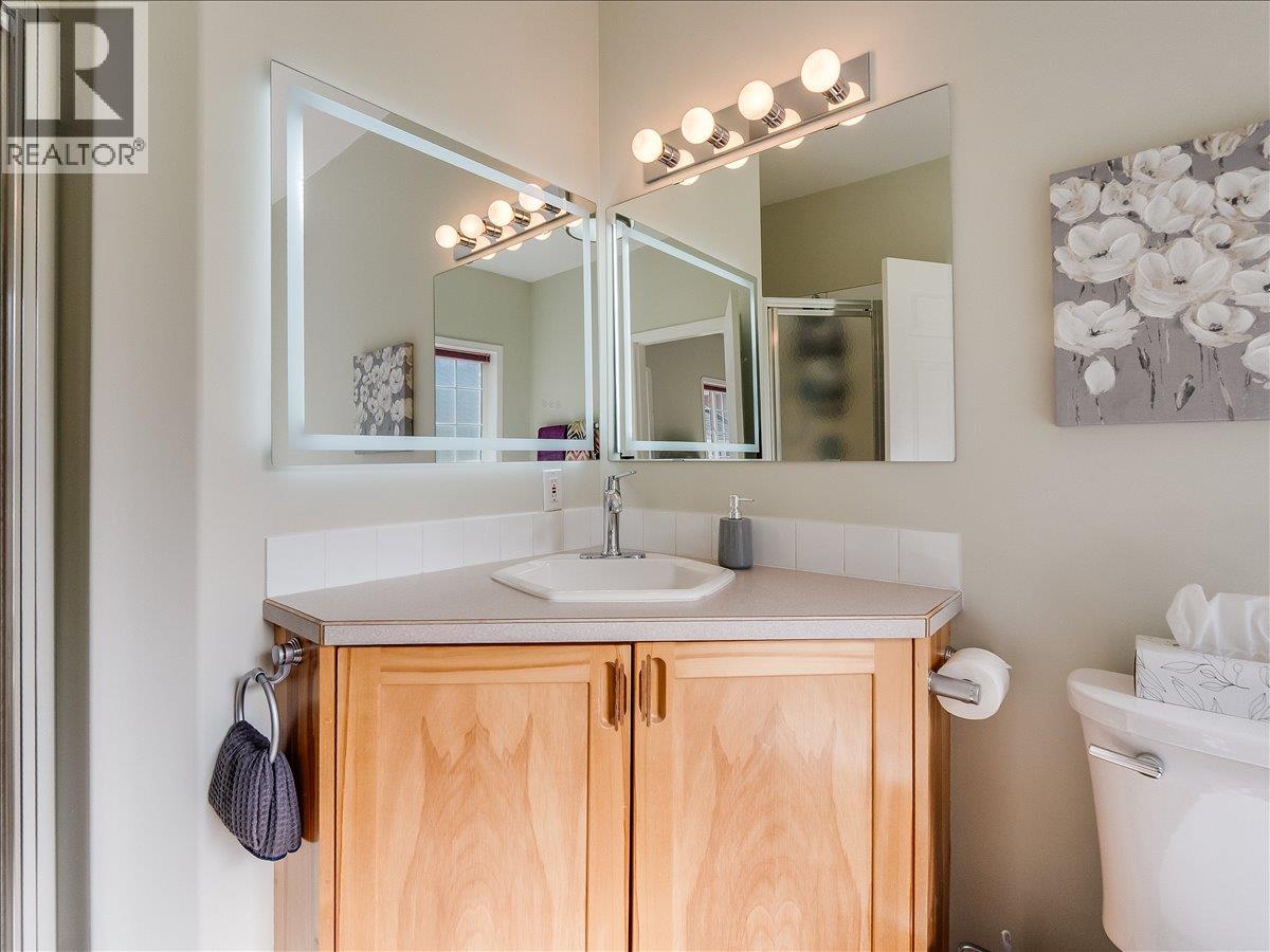 1750 Green Road, Fruitvale, British Columbia  V0G 1L1 - Photo 21 - 10382634