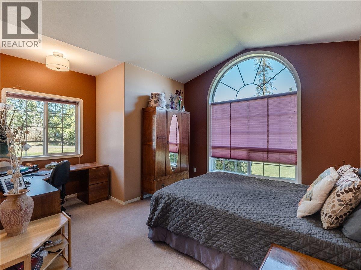 1750 Green Road, Fruitvale, British Columbia  V0G 1L1 - Photo 23 - 10382634