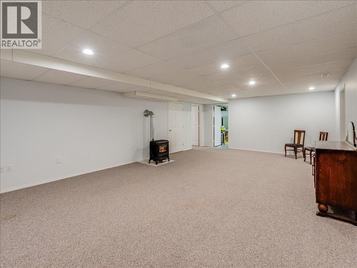 1750 Green Road, Fruitvale, British Columbia  V0G 1L1 - Photo 32 - 10382634