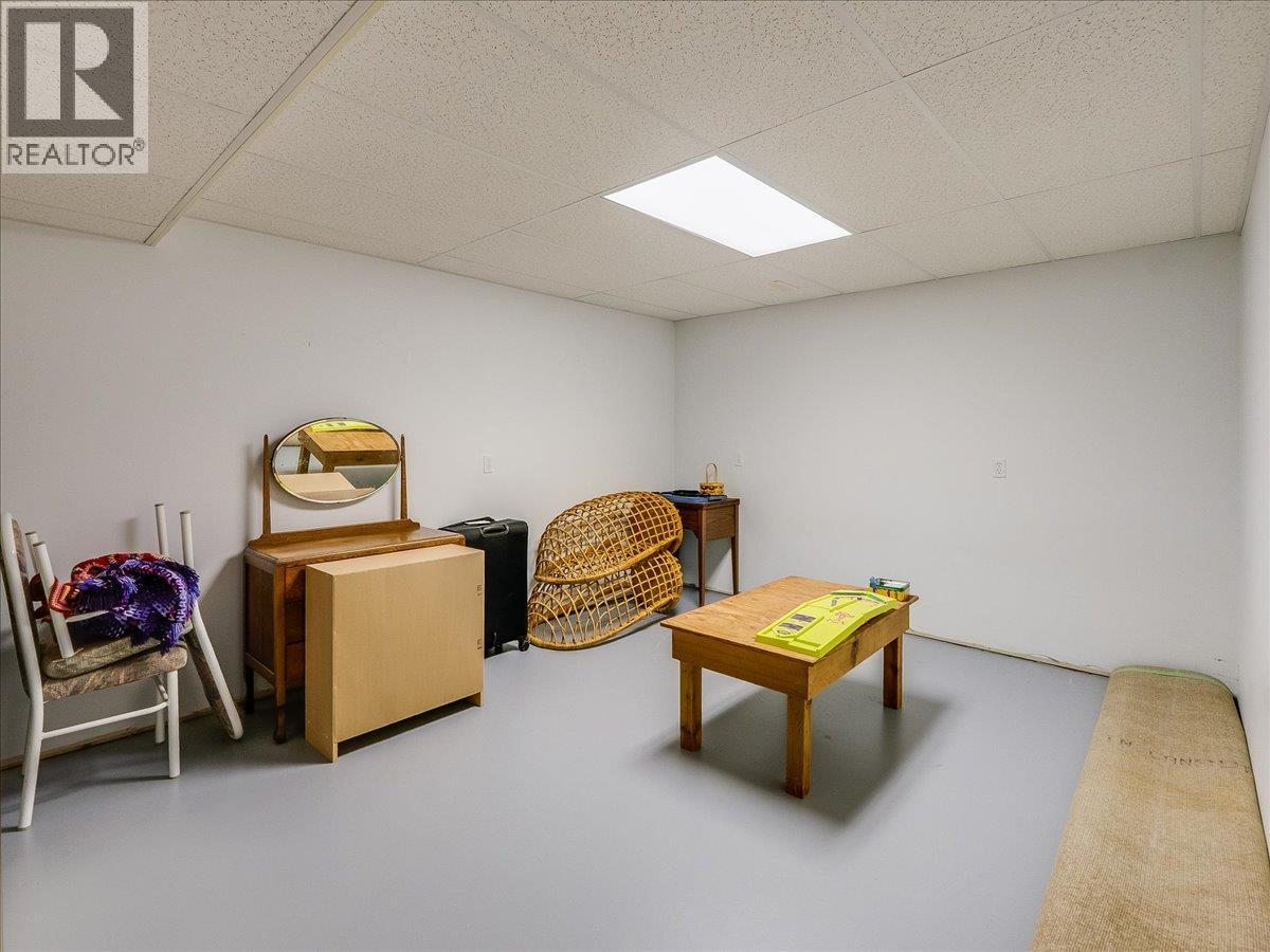 1750 Green Road, Fruitvale, British Columbia  V0G 1L1 - Photo 43 - 10382634