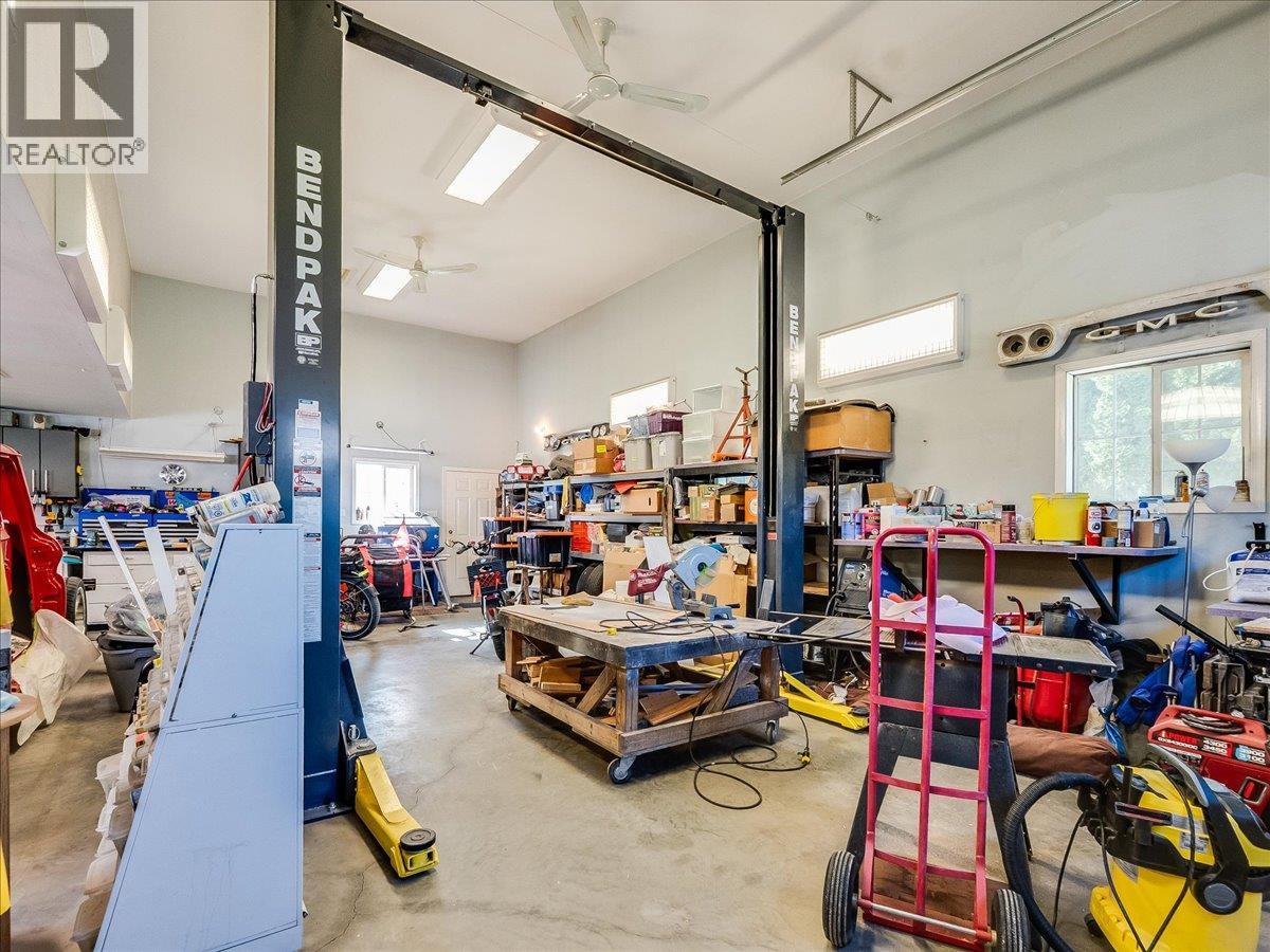 1750 Green Road, Fruitvale, British Columbia  V0G 1L1 - Photo 56 - 10382634