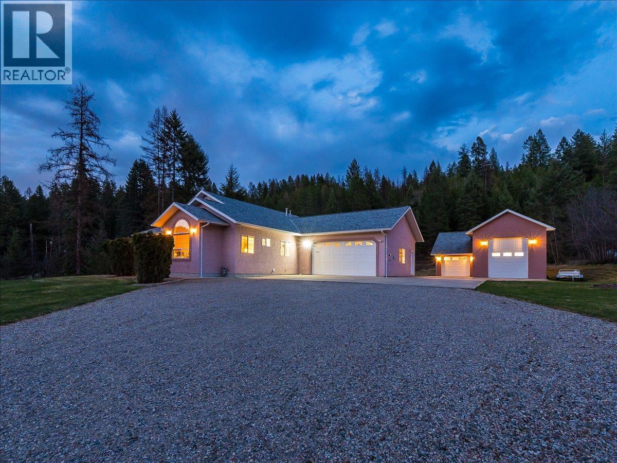 1750 Green Road, Fruitvale, British Columbia  V0G 1L1 - Photo 60 - 10382634