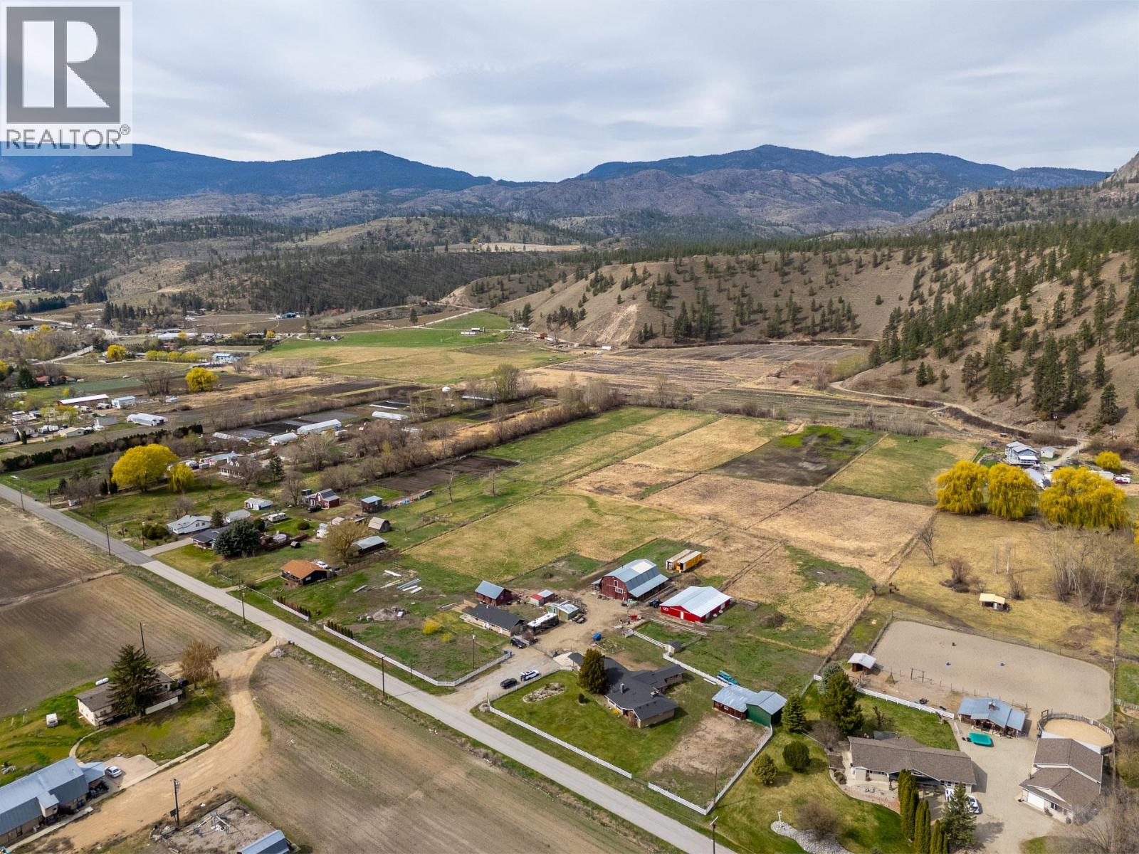 8134 River Road, Oliver, British Columbia  V0H 1T7 - Photo 2 - 10383022