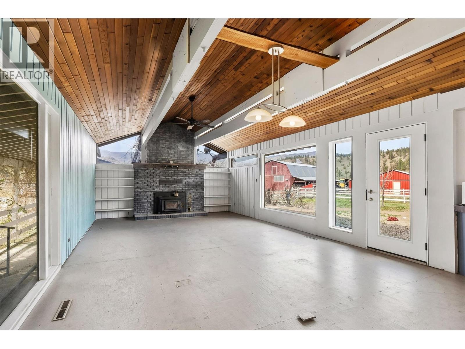 8134 River Road, Oliver, British Columbia  V0H 1T7 - Photo 21 - 10383022