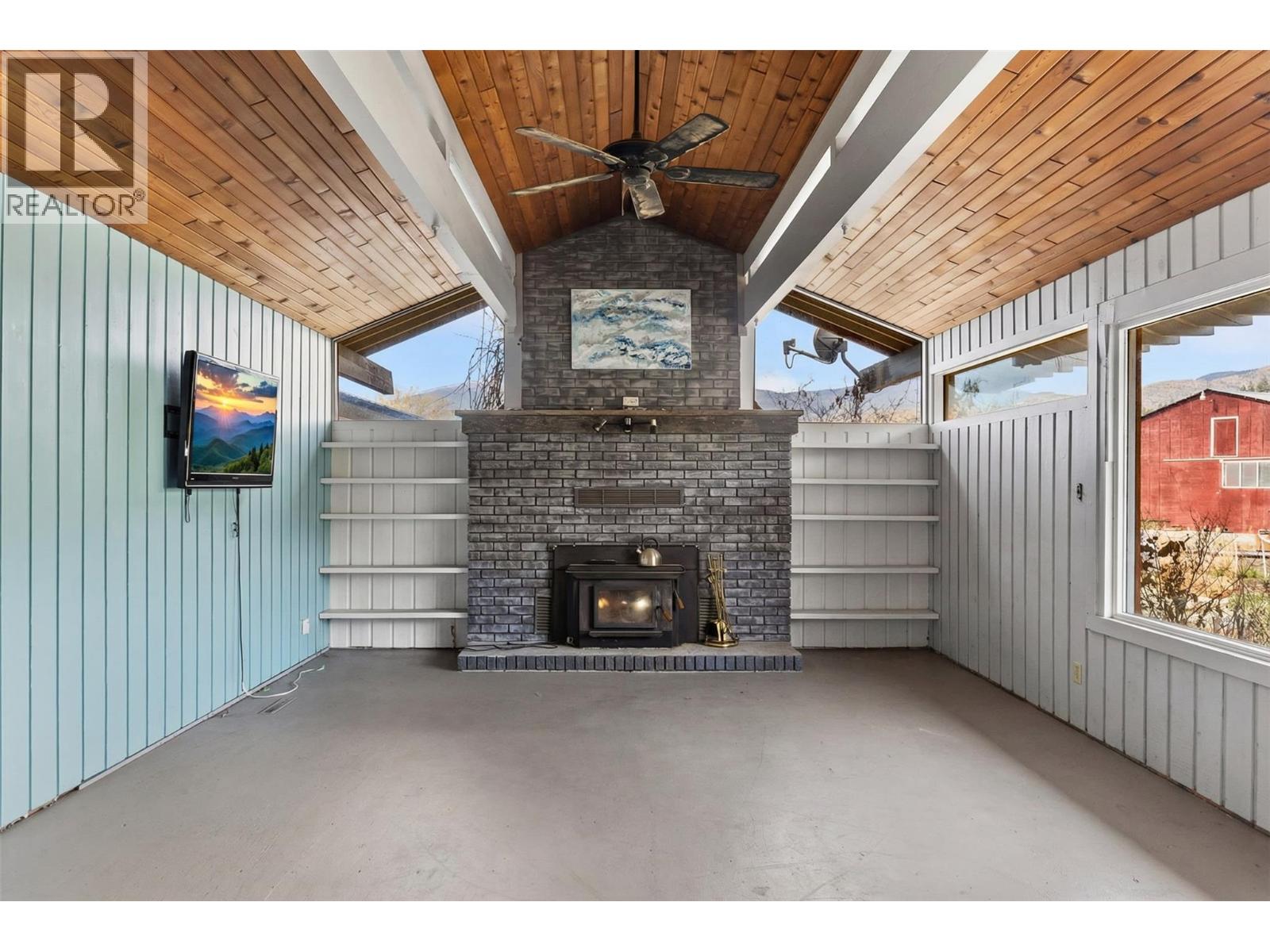 8134 River Road, Oliver, British Columbia  V0H 1T7 - Photo 22 - 10383022