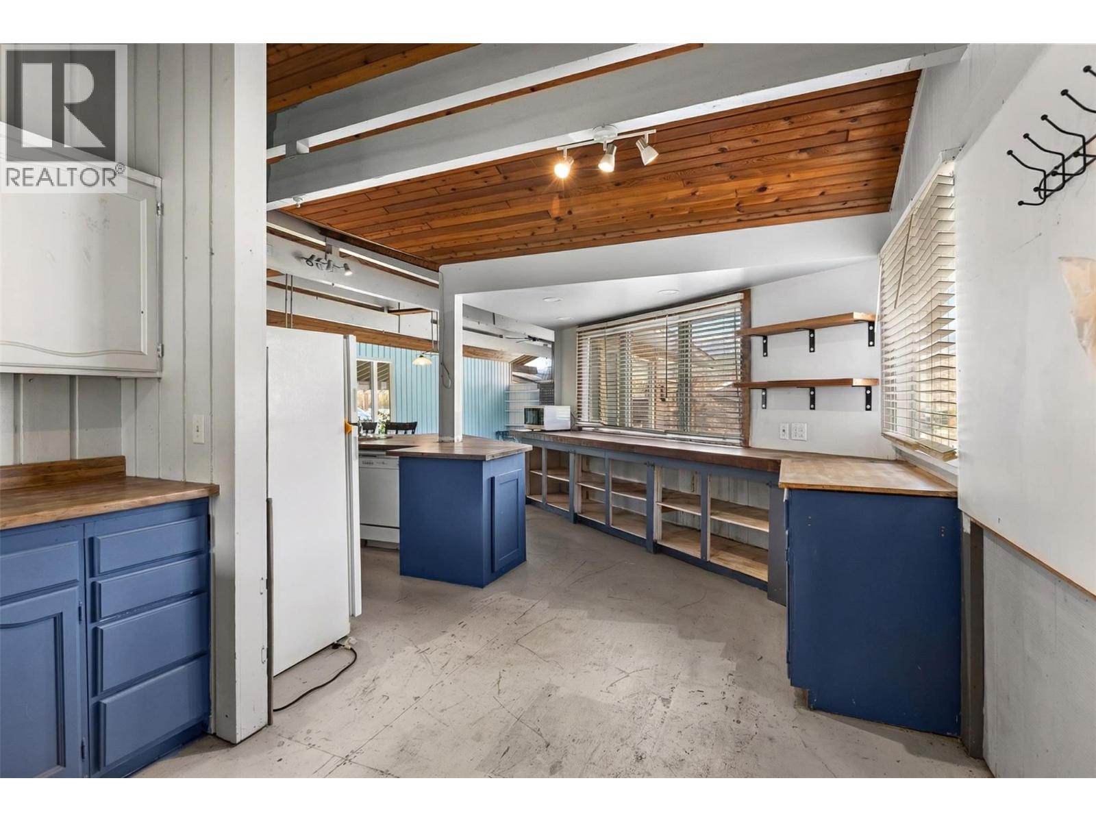 8134 River Road, Oliver, British Columbia  V0H 1T7 - Photo 27 - 10383022