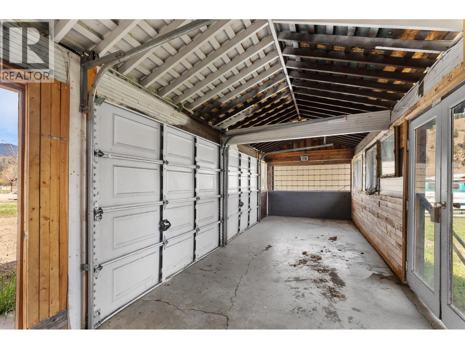 8134 River Road, Oliver, British Columbia  V0H 1T7 - Photo 29 - 10383022