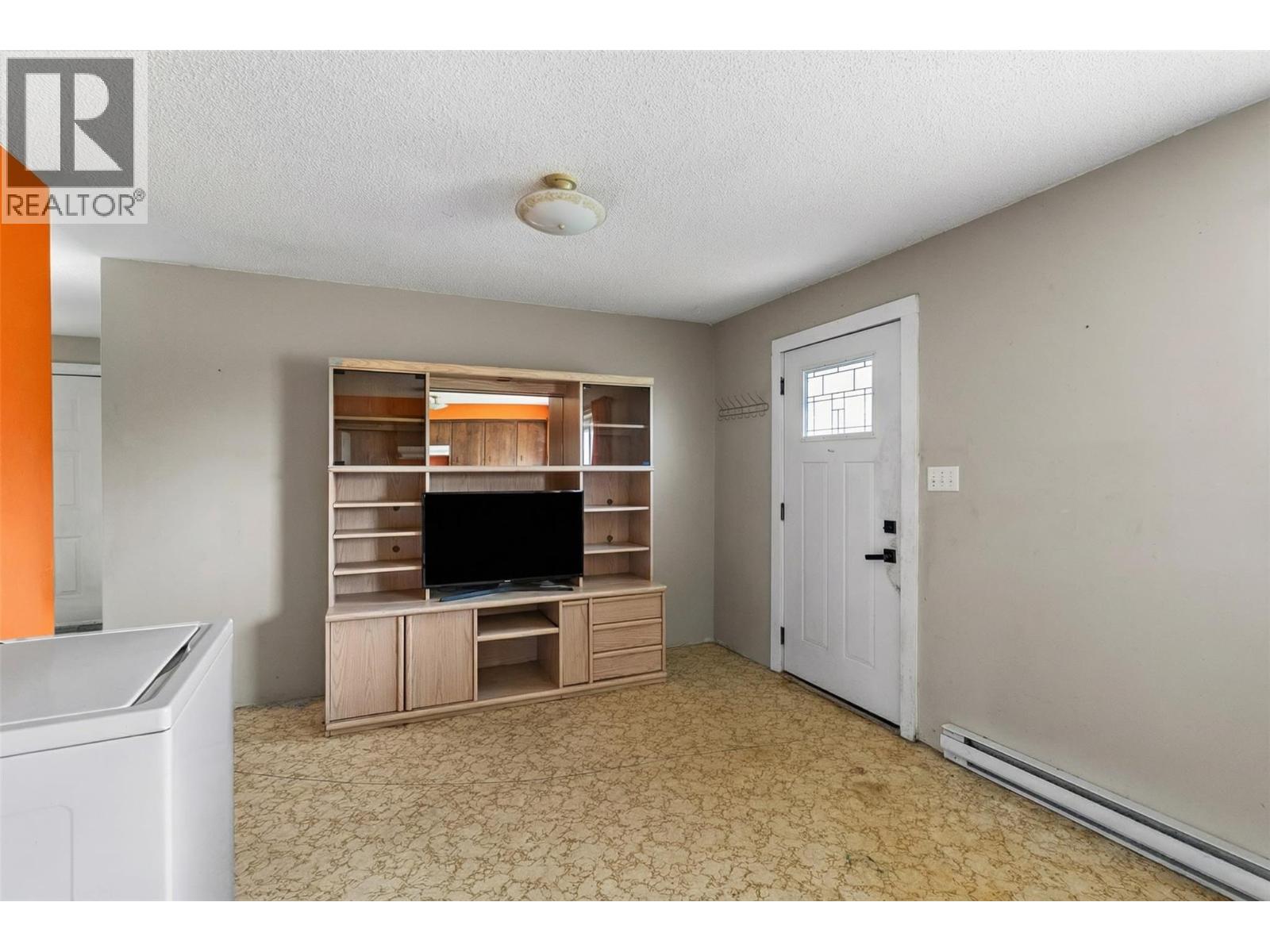 8134 River Road, Oliver, British Columbia  V0H 1T7 - Photo 68 - 10383022