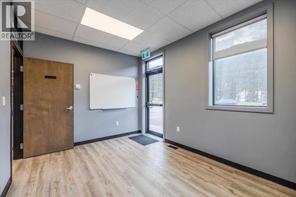 652 Sparwood Drive Unit# F, Sparwood, British Columbia  V0B 2G0 - Photo 8 - 10382945