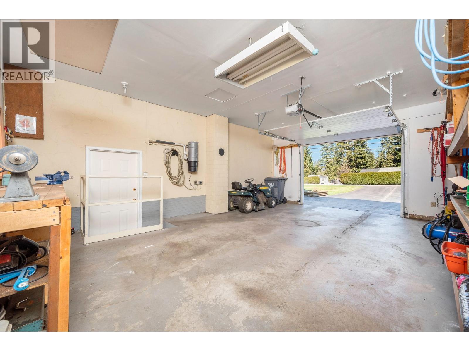 3415 Lockhart Drive, Spallumcheen, British Columbia  V4Y 0S8 - Photo 21 - 10382136