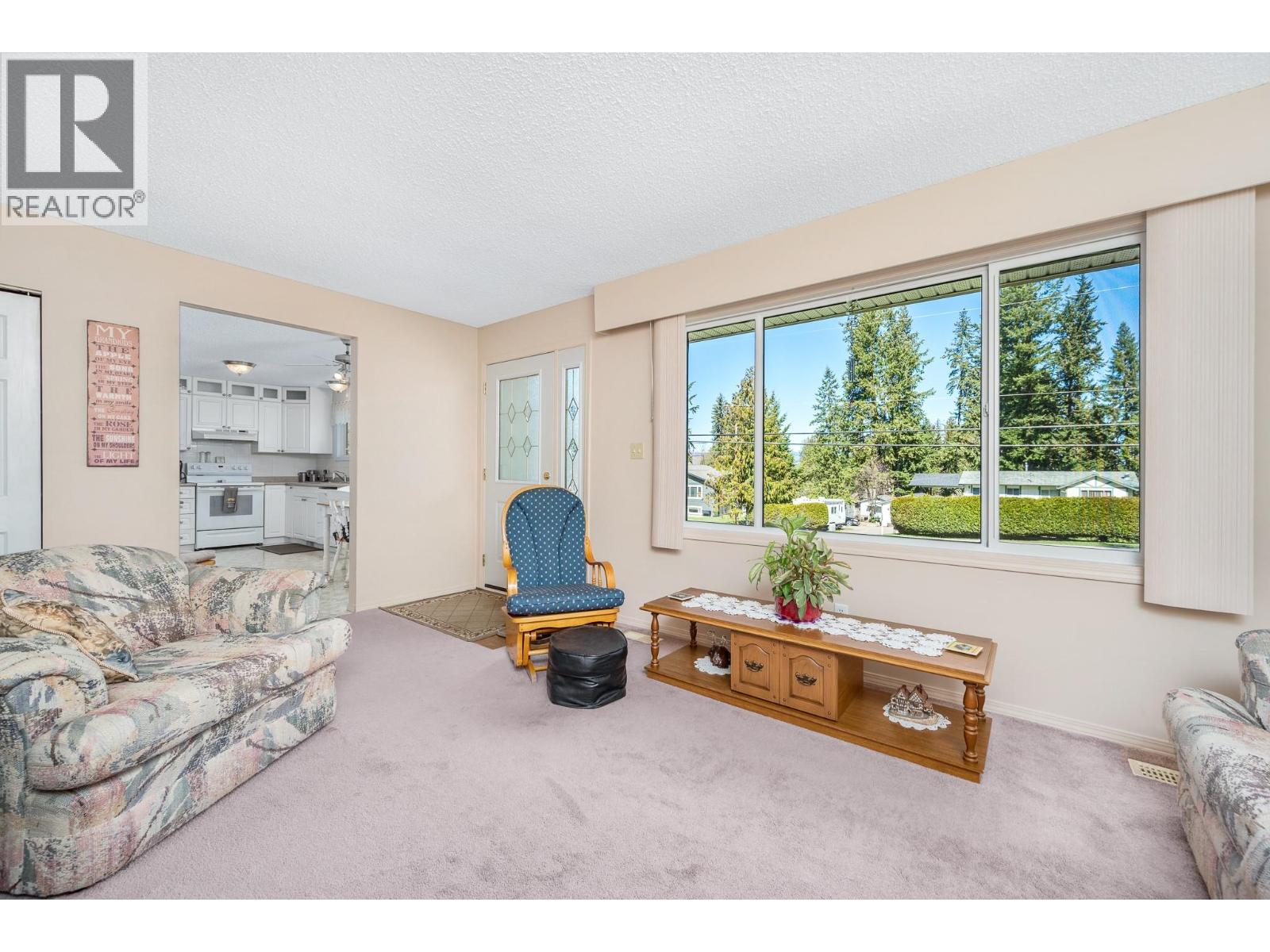 3415 Lockhart Drive, Spallumcheen, British Columbia  V4Y 0S8 - Photo 6 - 10382136