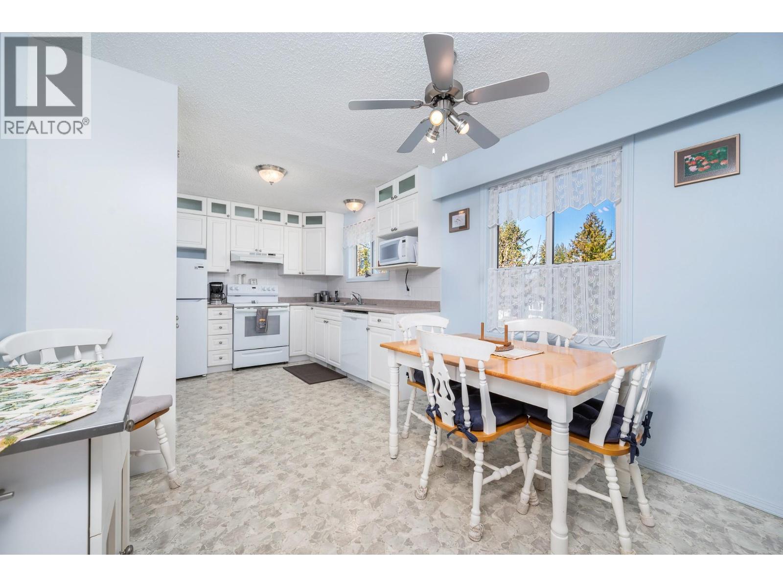 3415 Lockhart Drive, Spallumcheen, British Columbia  V4Y 0S8 - Photo 7 - 10382136