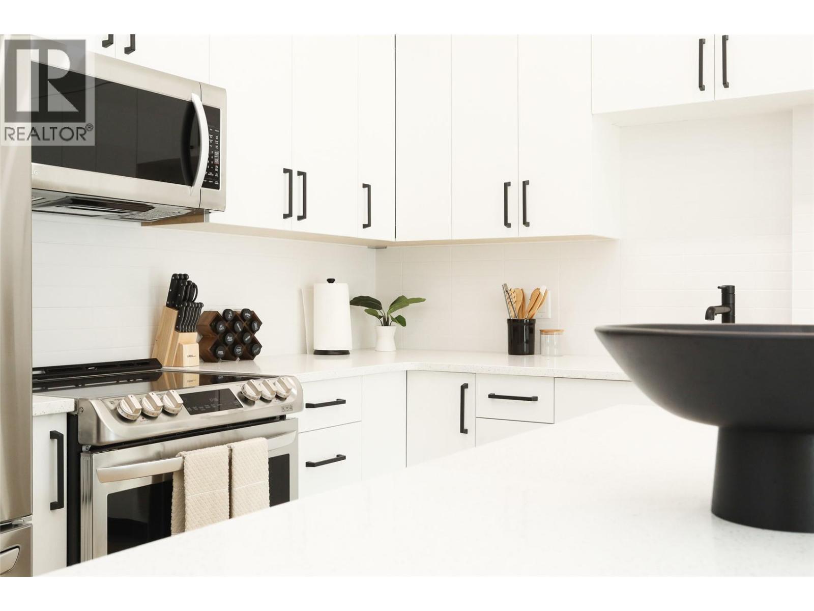 850 Railway Lane Unit# 103, Okanagan Falls, British Columbia  V0H 1R0 - Photo 11 - 10383008