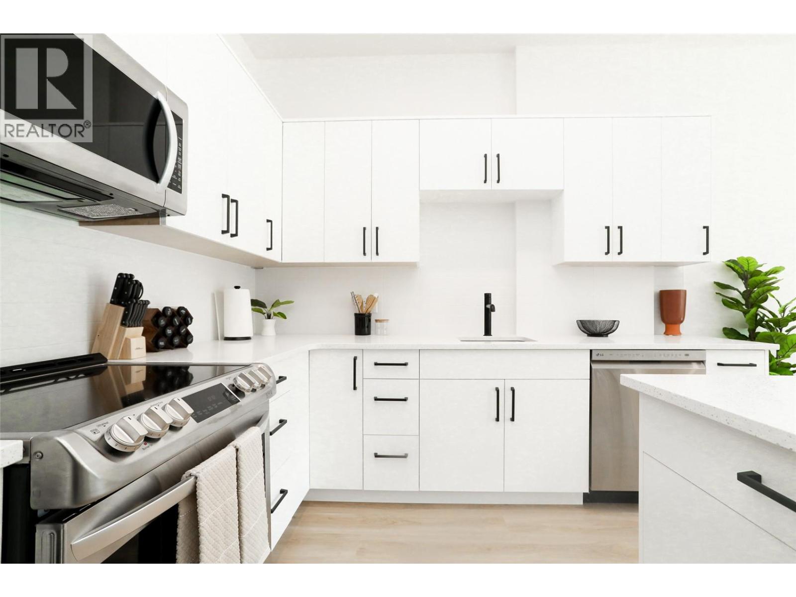 850 Railway Lane Unit# 103, Okanagan Falls, British Columbia  V0H 1R0 - Photo 8 - 10383008