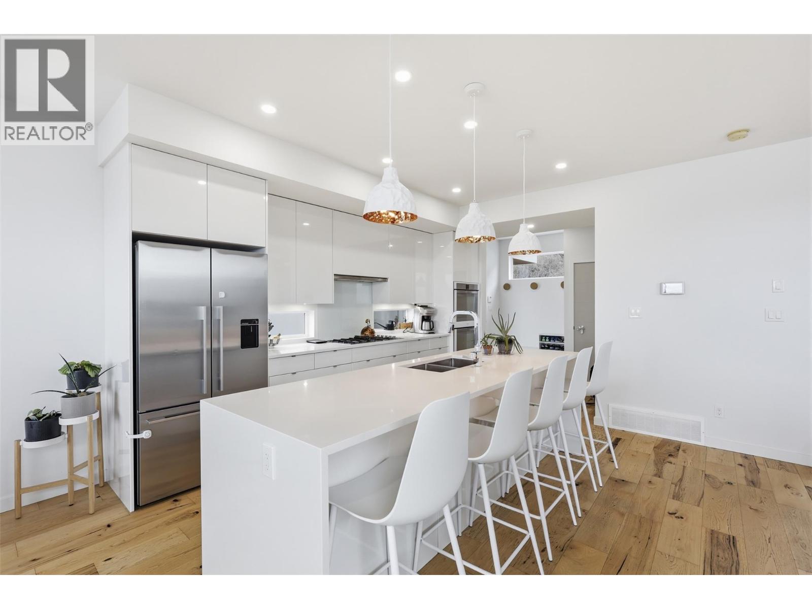 360 St Paul Street W, Kamloops, British Columbia  V2C 1G4 - Photo 11 - 10382952