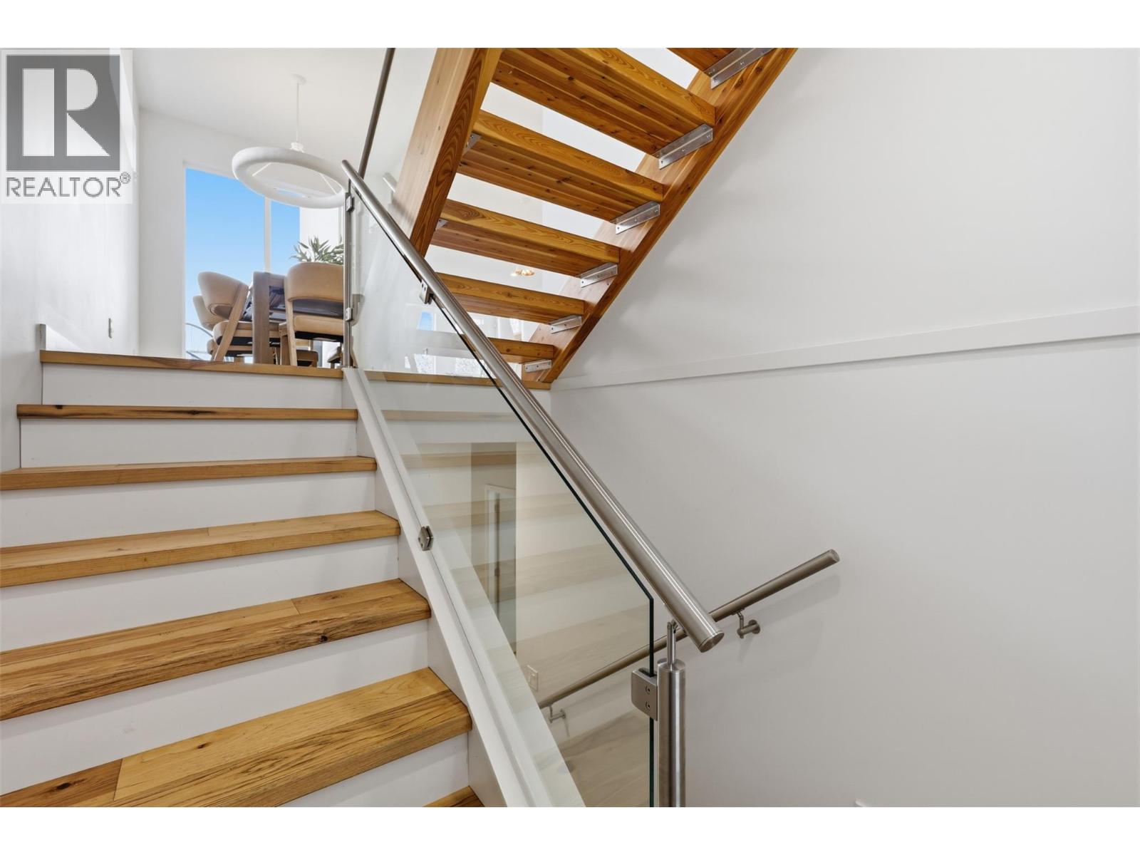 360 St Paul Street W, Kamloops, British Columbia  V2C 1G4 - Photo 36 - 10382952