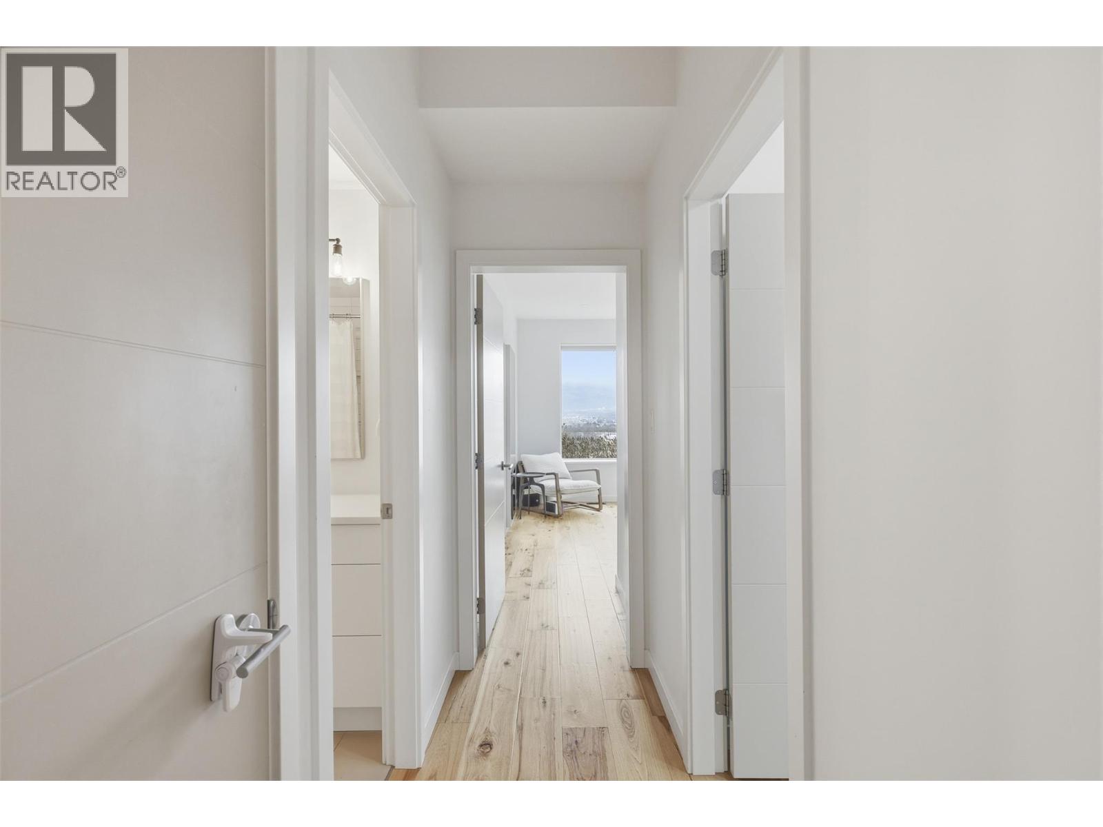 360 St Paul Street W, Kamloops, British Columbia  V2C 1G4 - Photo 38 - 10382952