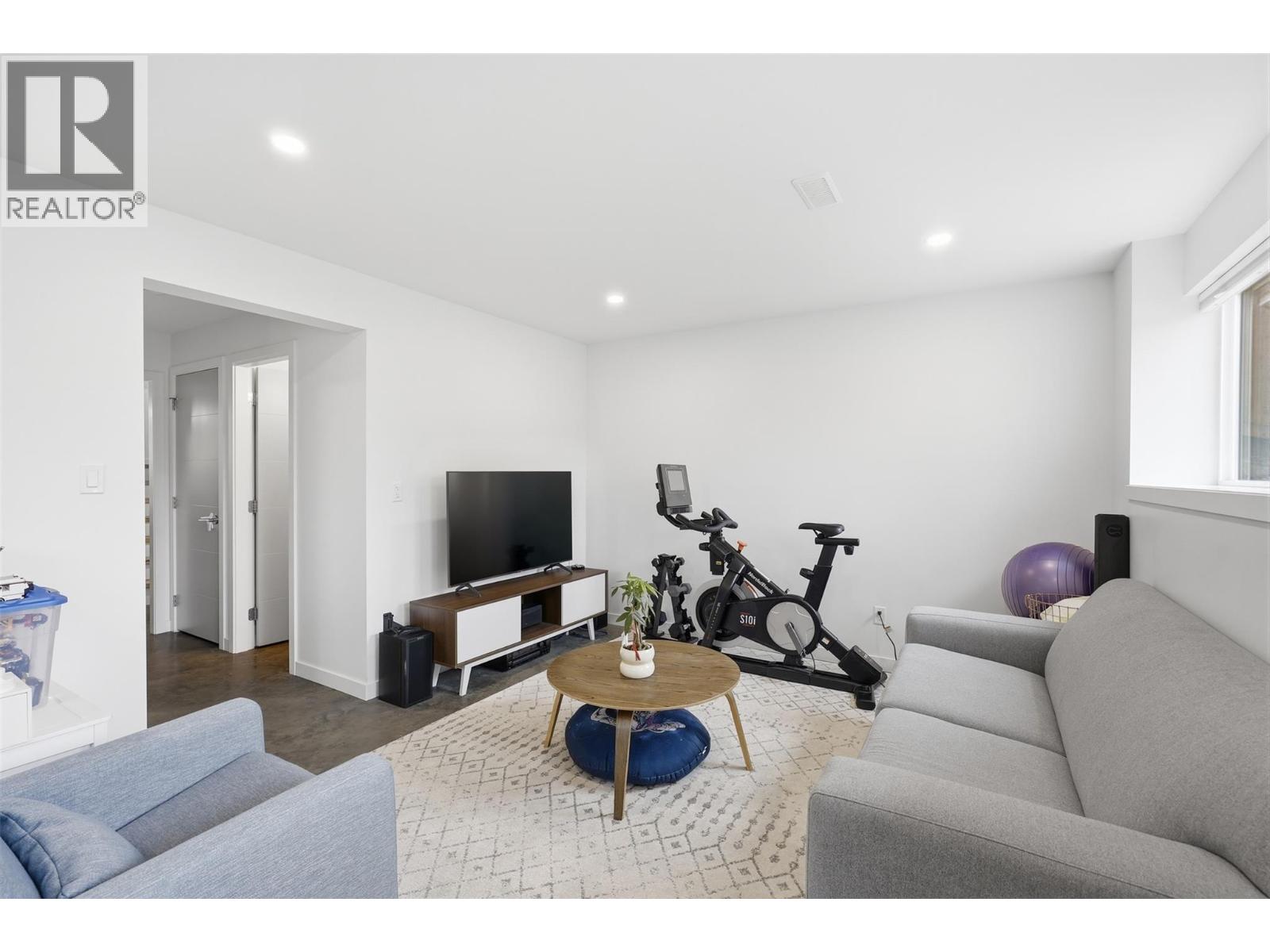 360 St Paul Street W, Kamloops, British Columbia  V2C 1G4 - Photo 55 - 10382952